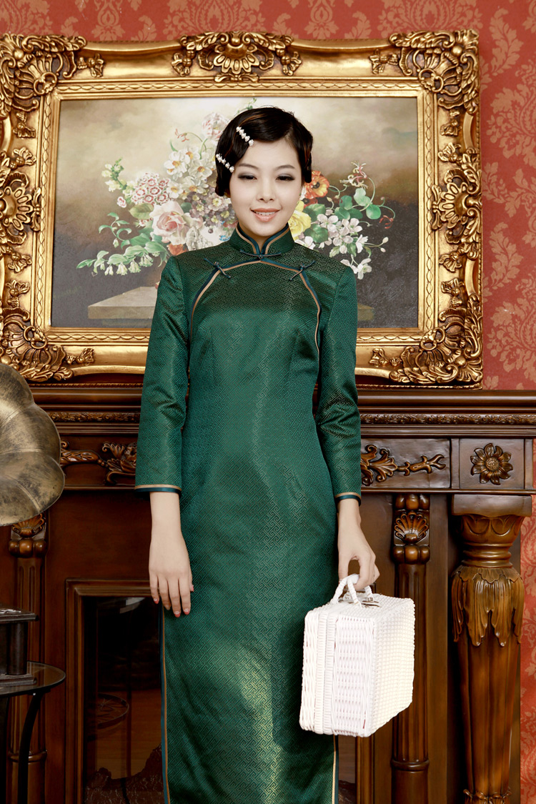 Dark green brocade cheongsam Dark green brocade cheongsam