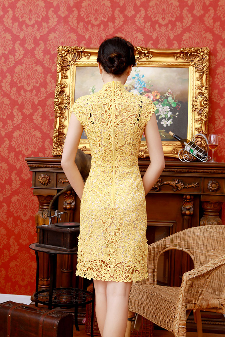 Yellow lace short cheongsam Yellow lace short cheongsam