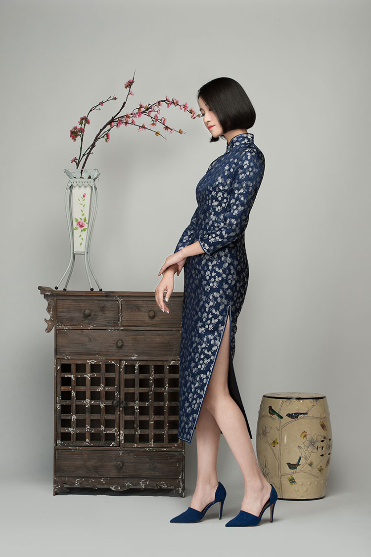 Navy brocade long cheongsam Navy brocade long cheongsam