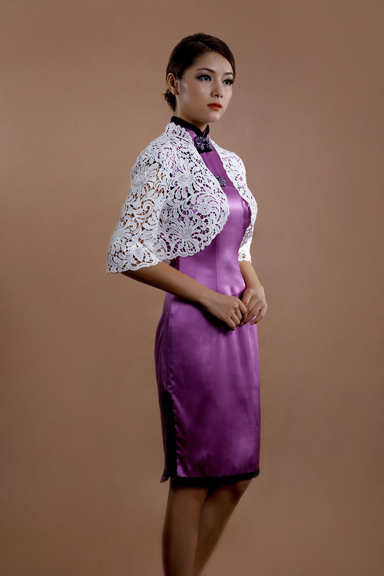 White lace capelet White lace capelet