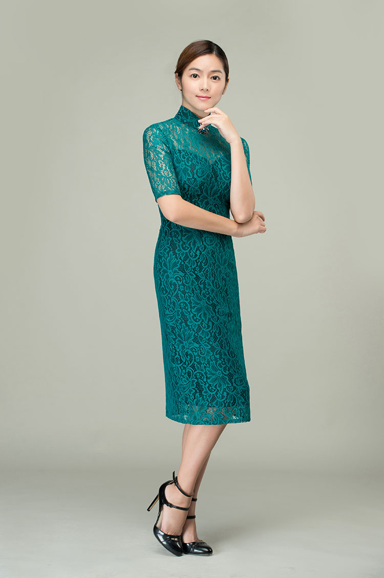 Malachite green lace qipao dress Malachite green lace qipao dress