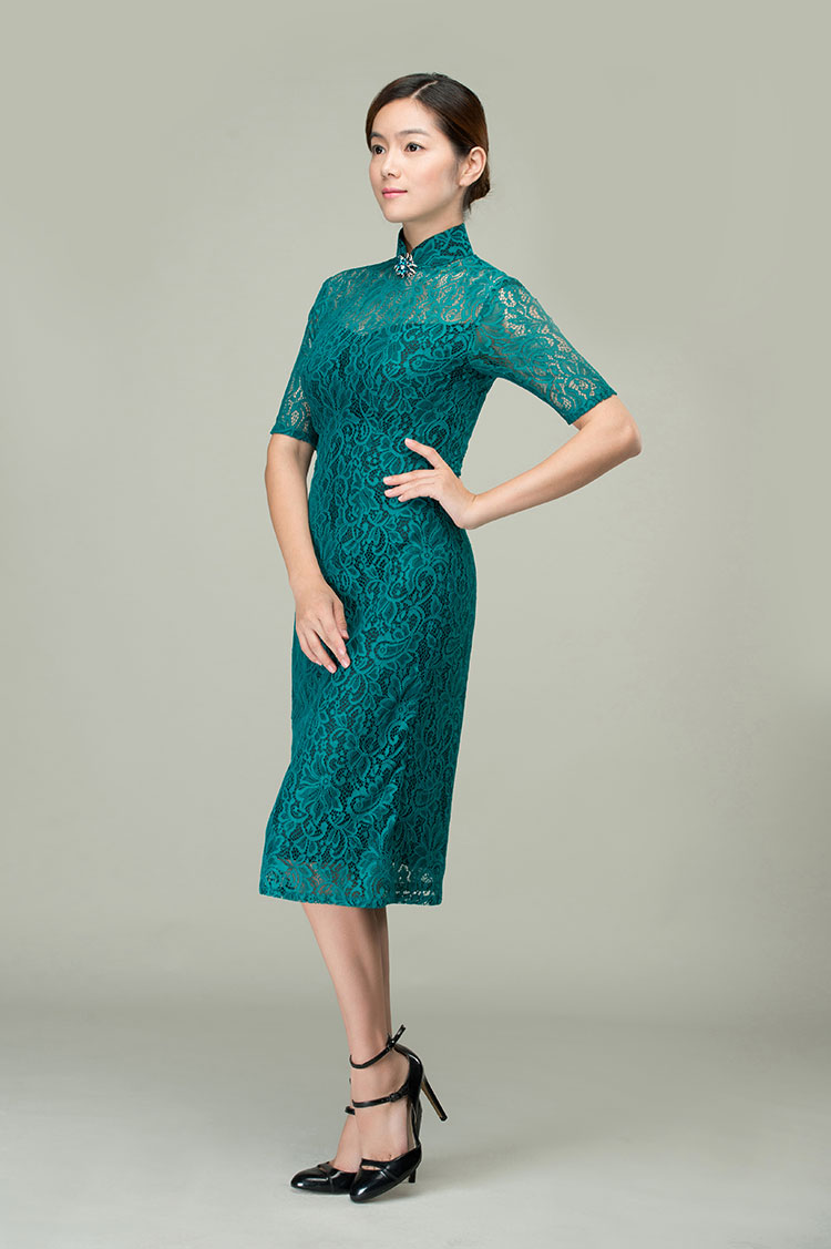 Malachite green lace qipao dress Malachite green lace qipao dress