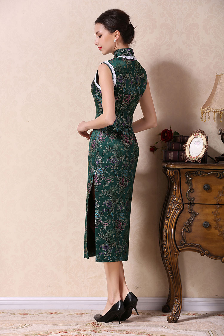 Green long cheongsam dress with white lace edge Green long cheongsam dress with white lace edge