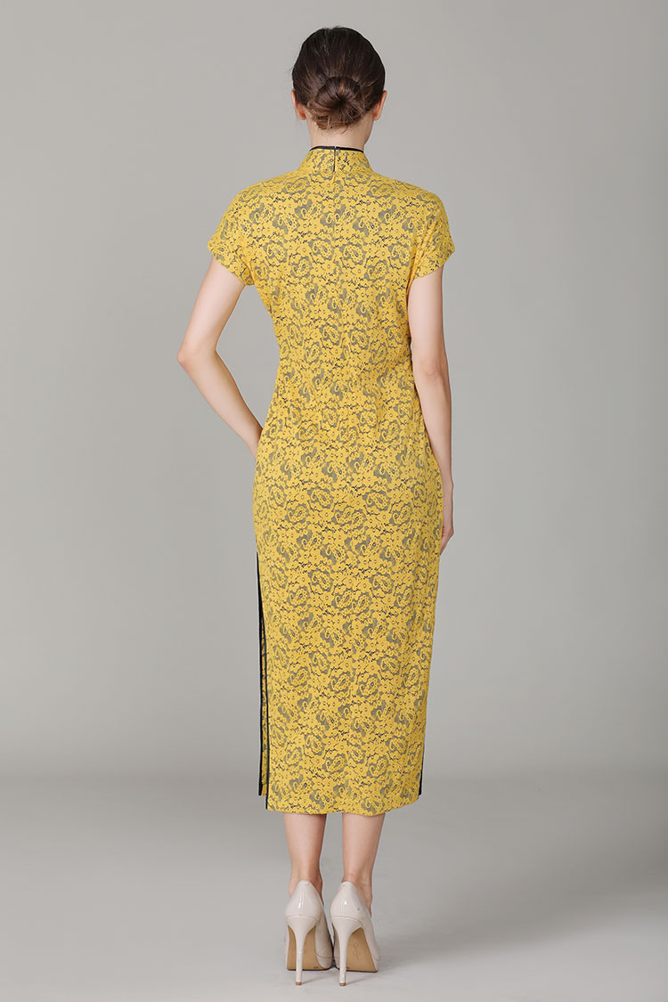 Thin yellow lace dress with black edge Thin yellow lace dress with black edge