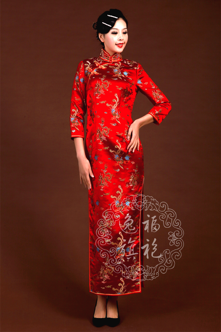 Red Cheongsam dress with long sleeves Red Cheongsam dress with long sleeves
