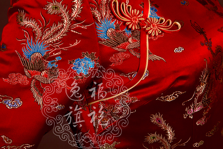Red Cheongsam dress with long sleeves Red Cheongsam dress with long sleeves