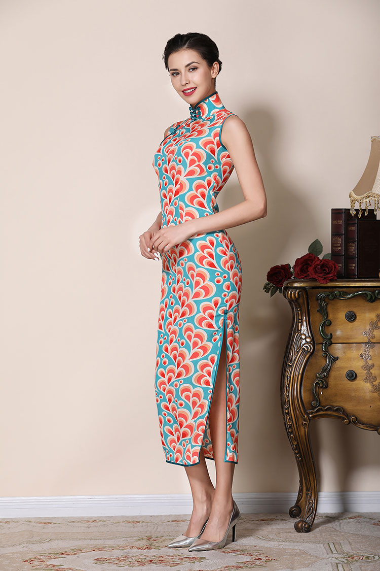 Peacock tail pattern chiffon cheongsam dress Peacock tail pattern chiffon cheongsam dress
