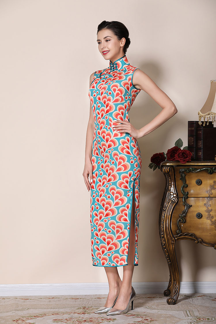 Peacock tail pattern chiffon cheongsam dress Peacock tail pattern chiffon cheongsam dress