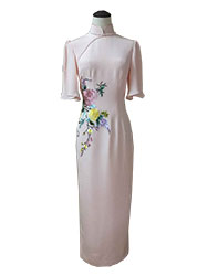 Pink silk cheongsam drss with embroidery