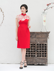 Red modern cheongsam 